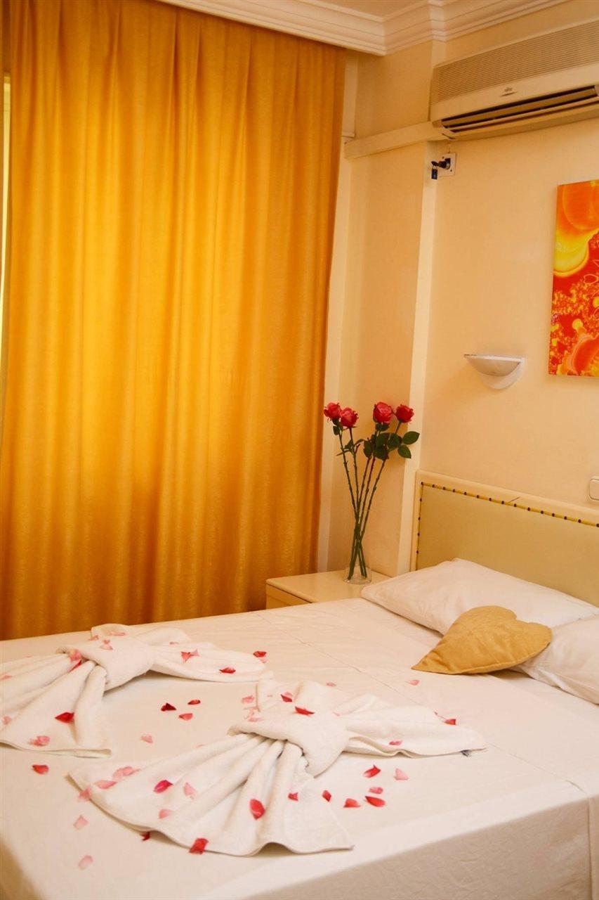 Avisos Hotel And Apartment Marmaris Esterno foto