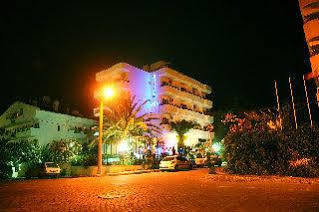 Avisos Hotel And Apartment Marmaris Esterno foto